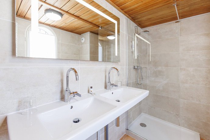 Imagen de la habitación del Hotel Villa Sainte Anne. Foto 9