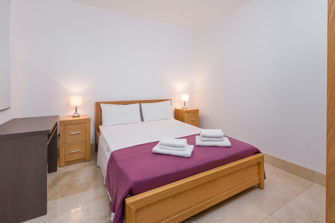 Imagen de la habitación del Hotel Villa Salena. Foto 15