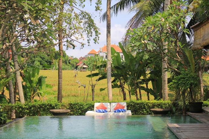 Imagen de los exteriores del Hotel Villa Sally. Foto 7