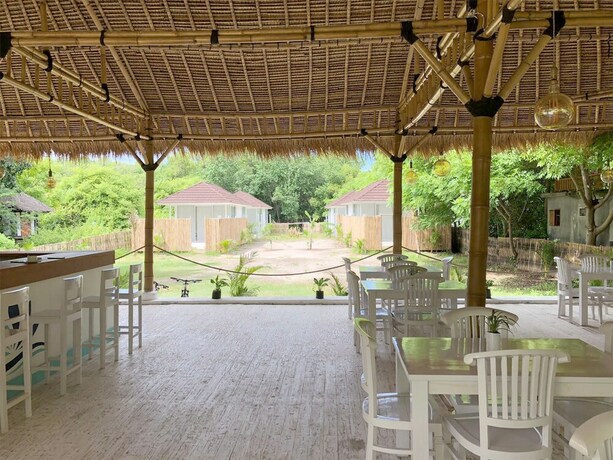 Imagen de los interiores del Hotel Villa Samalas Resort and Restaurant. Foto 40