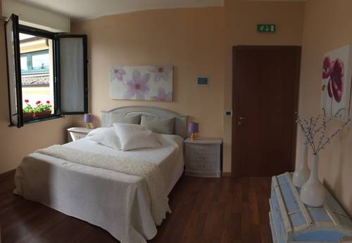 Imagen de la habitación del Hotel Villa San Fedele. Foto 3