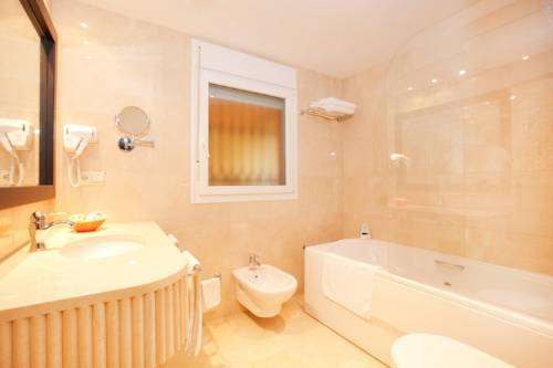 Imagen de la habitación del Hotel Villa San Francisco. Foto 3