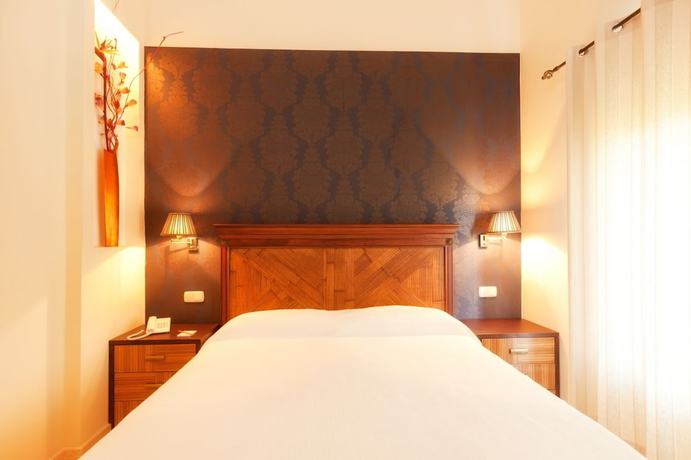 Imagen de la habitación del Hotel Villa San Francisco, Marbella. Foto 15
