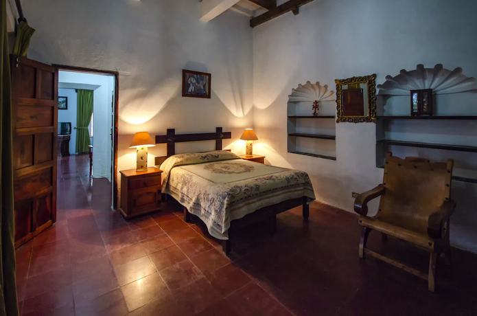 Imagen de la habitación del Hotel Villa San Francisco, Taxco. Foto 14