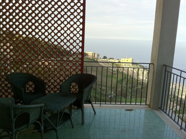 Imagen de los exteriores del Hotel Villa San Giovanni. Foto 9