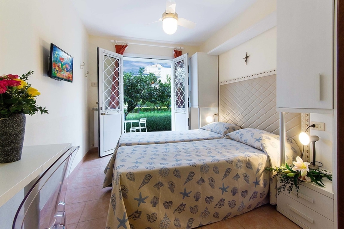 Imagen de la habitación del Hotel Villa San Giuseppe. Foto 11