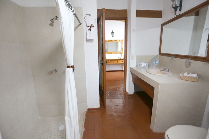 Imagen de la habitación del Hotel Villa San Jose and Suites. Foto 6
