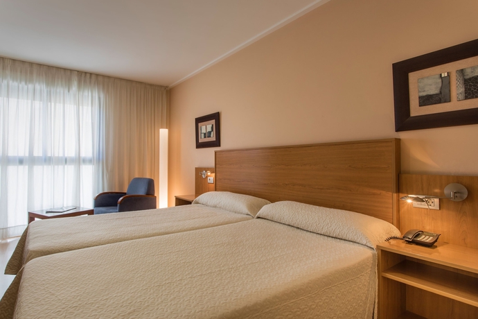 Imagen de la habitación del Hotel Villa San Juan. Foto 9