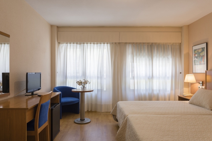 Imagen de la habitación del Hotel Villa San Juan. Foto 12