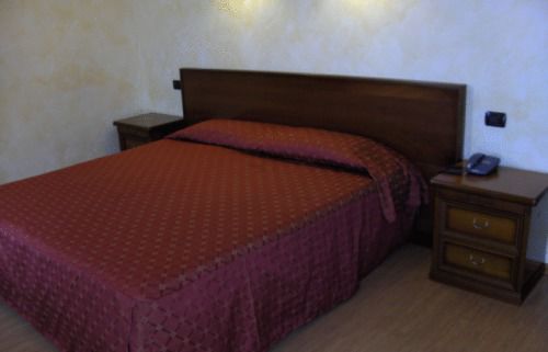 Imagen de la habitación del Hotel Villa San Maurizio. Foto 2