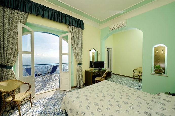 Imagen de la habitación del Hotel Villa San Michele, Ravello. Foto 2