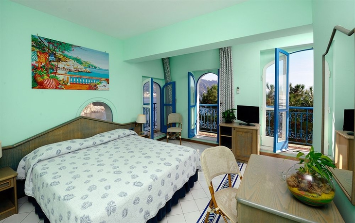 Imagen de la habitación del Hotel Villa San Michele, Ravello. Foto 4