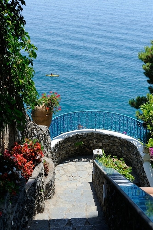 Imagen de los exteriores del Hotel Villa San Michele, Ravello. Foto 6