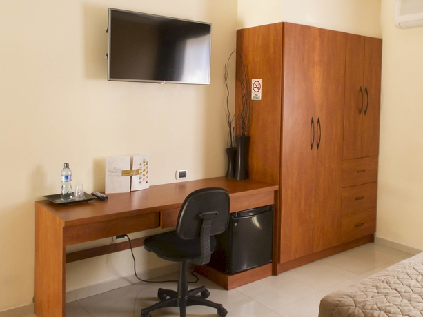 Imagen de la habitación del Hotel Villa San Miguel. Foto 8