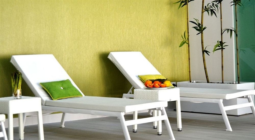 Imagen de la piscina del Hotel Villa Sandini Hotel and Spa. Foto 15