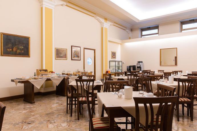 Imagen del bar/restaurante del Hotel Villa Santa Margherita. Foto 3