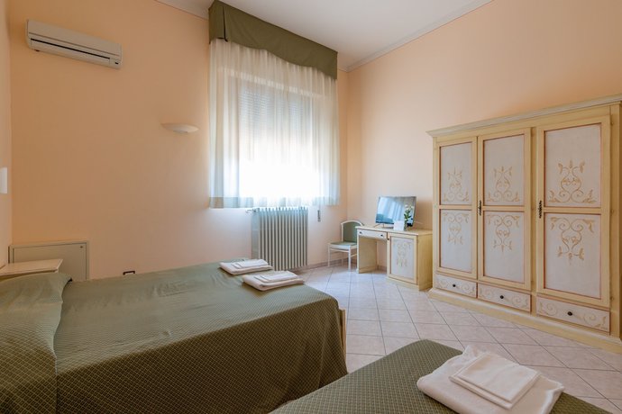 Imagen de la habitación del Hotel Villa Santa Margherita. Foto 9