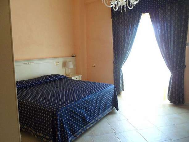 Imagen de la habitación del Hotel Villa Santa Maria, Cerchiara di Calabria. Foto 7