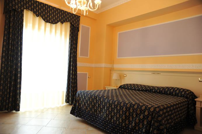 Imagen de la habitación del Hotel Villa Santa Maria, Cerchiara di Calabria. Foto 13