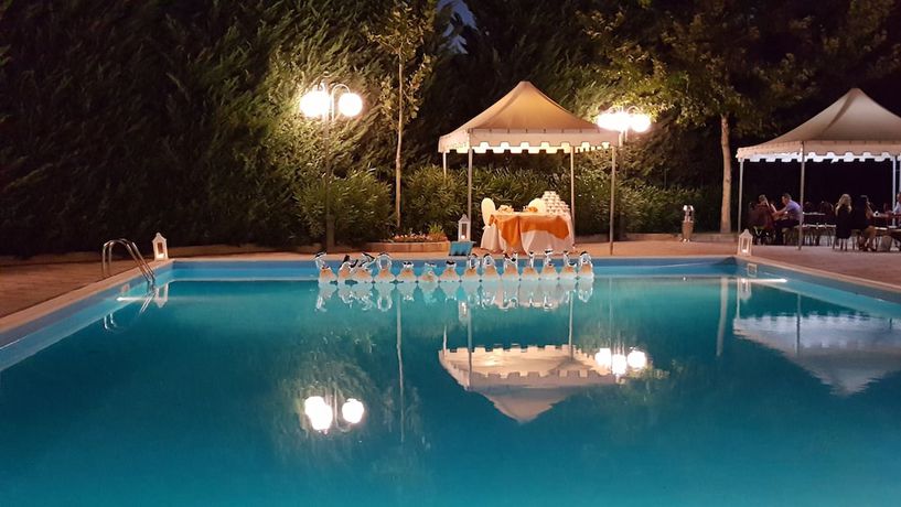 Imagen de la piscina del Hotel Villa Santa Maria. Foto 19