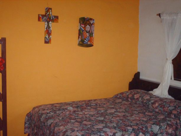 Imagen de la habitación del Hotel Villa Santo Domingo, Concepci&oacute;n de Ataco. Foto 10