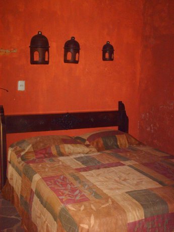 Imagen de la habitación del Hotel Villa Santo Domingo, Concepci&oacute;n de Ataco. Foto 12