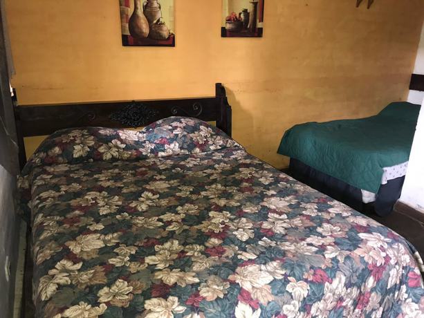 Imagen de la habitación del Hotel Villa Santo Domingo, Concepci&oacute;n de Ataco. Foto 14