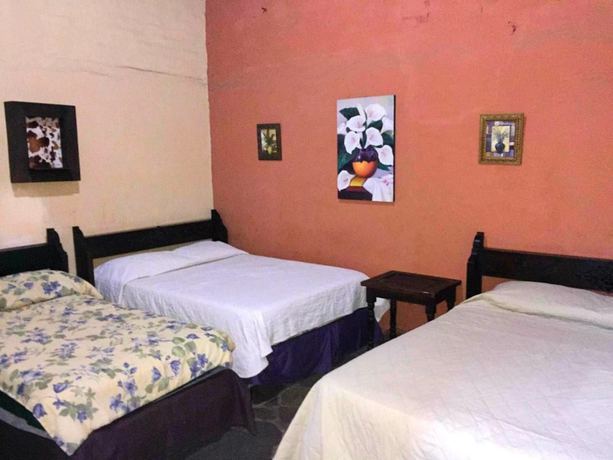 Imagen de la habitación del Hotel Villa Santo Domingo, Concepci&oacute;n de Ataco. Foto 17