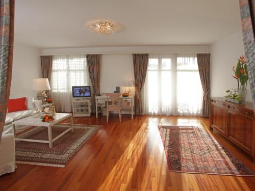 Imagen de la habitación del Hotel Villa Sassa Hotel Residence & SPA. Foto 17