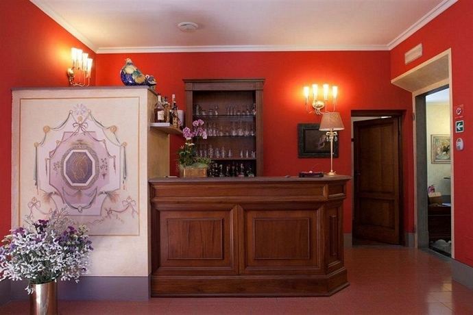 Imagen del bar/restaurante del Hotel Villa Saulina. Foto 3