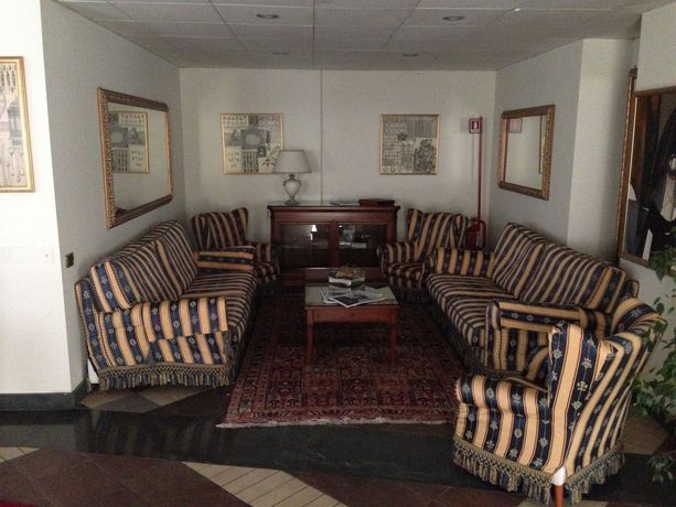 Imagen de la habitación del Hotel Villa Savoia. Foto 3