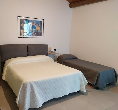 Imagen de la habitación del Hotel Villa Scaduto Residence. Foto 17