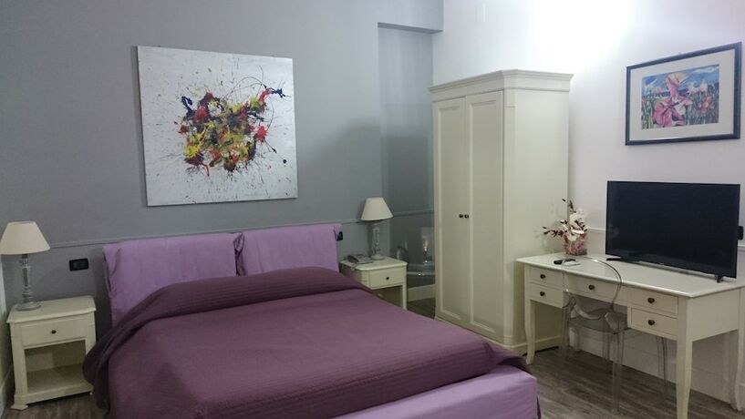 Imagen de la habitación del Hotel Villa Scaduto Residence. Foto 19