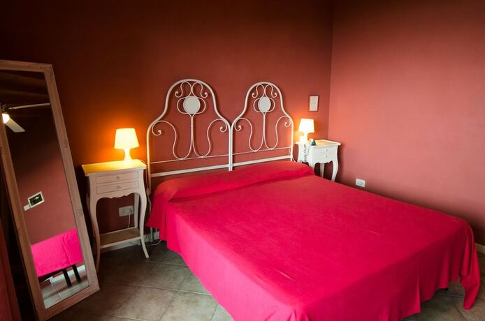 Imagen de la habitación del Hotel Villa Schindler. Foto 15