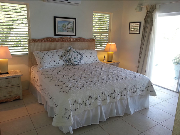 Imagen de la habitación del Hotel Villa Sehil. Foto 11