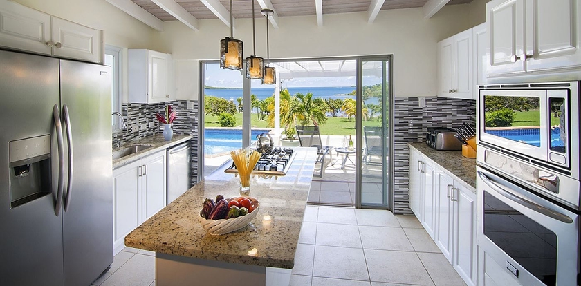 Imagen de la habitación del Hotel Villa Sehil. Foto 16