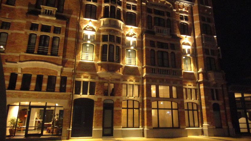 Imagen del bar/restaurante del Hotel Villa Select. Foto 8