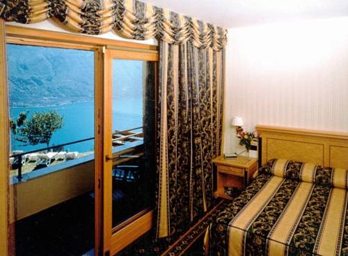 Imagen de la habitación del Hotel Villa Selene. Foto 15