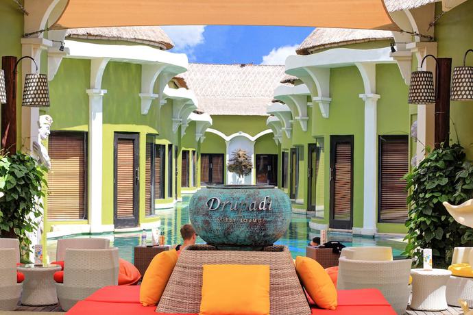 Imagen de los interiores del Hotel Villa Seminyak Estate and Spa - By Astadala. Foto 18