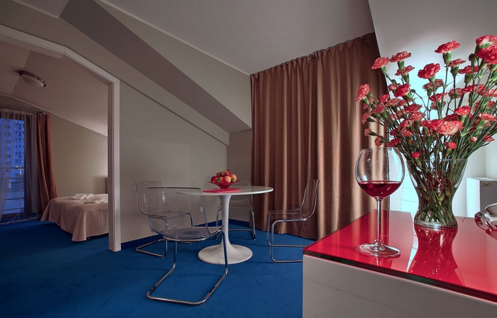 Imagen de los interiores del Hotel Villa Sentoza. Foto 11