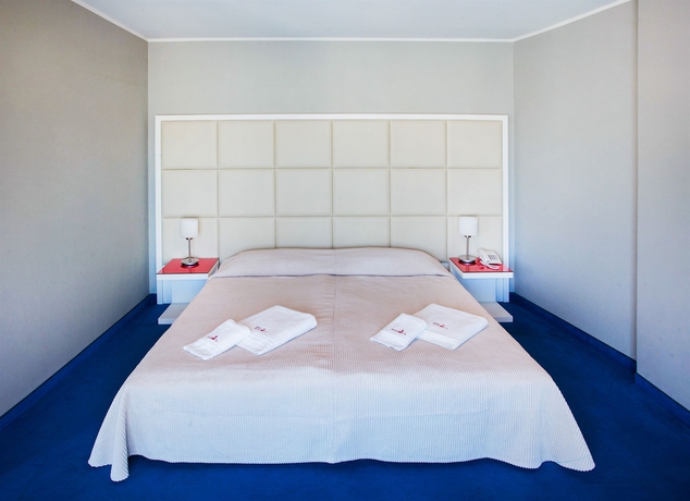 Imagen de la habitación del Hotel Villa Sentoza. Foto 6
