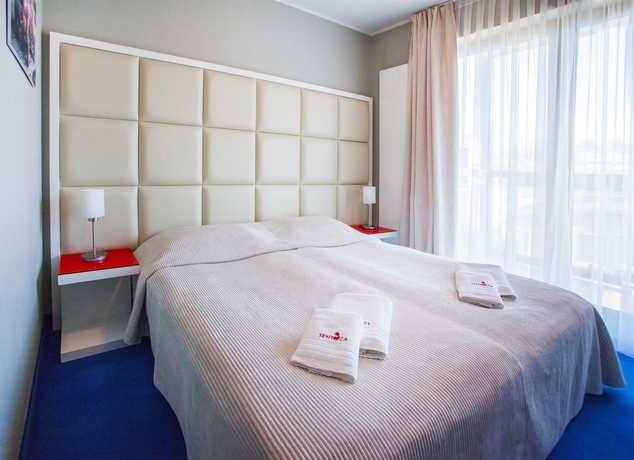 Imagen de la habitación del Hotel Villa Sentoza. Foto 8
