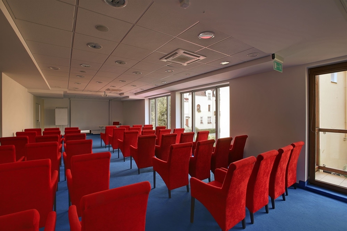Imagen de los interiores del Hotel Villa Sentoza. Foto 15