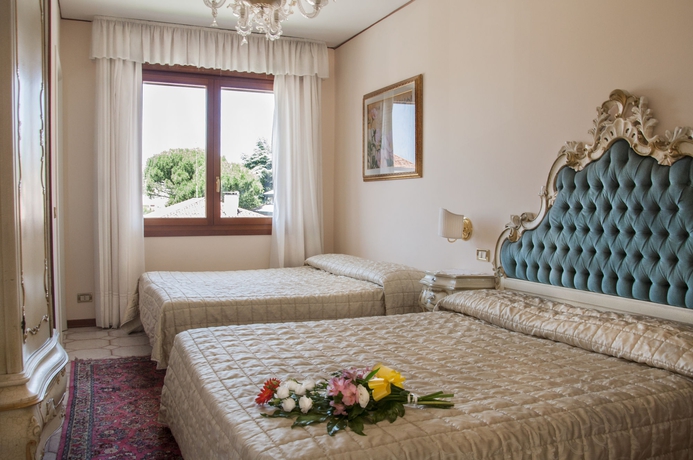 Imagen de la habitación del Hotel Villa Serena, MARGHERA. Foto 4