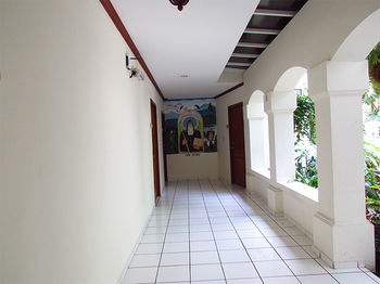 Imagen de los interiores del Hotel Villa Serena San Benito. Foto 10