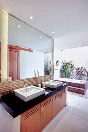 Imagen de la habitación del Hotel Villa Seriska Dua Sanur Bali. Foto 8