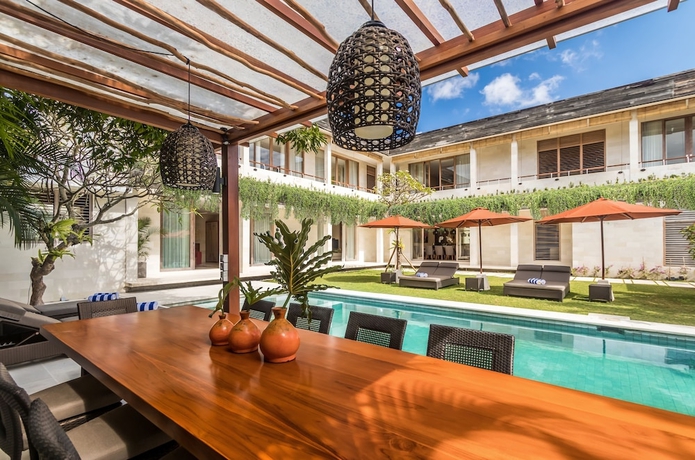 Imagen de los interiores del Hotel Villa Seriska Jimbaran Bali. Foto 15