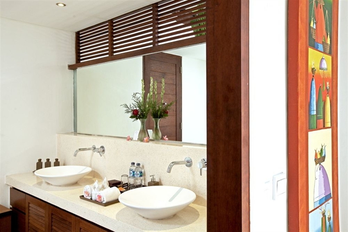 Imagen de la habitación del Hotel Villa Seriska Satu Sanur Bali. Foto 9