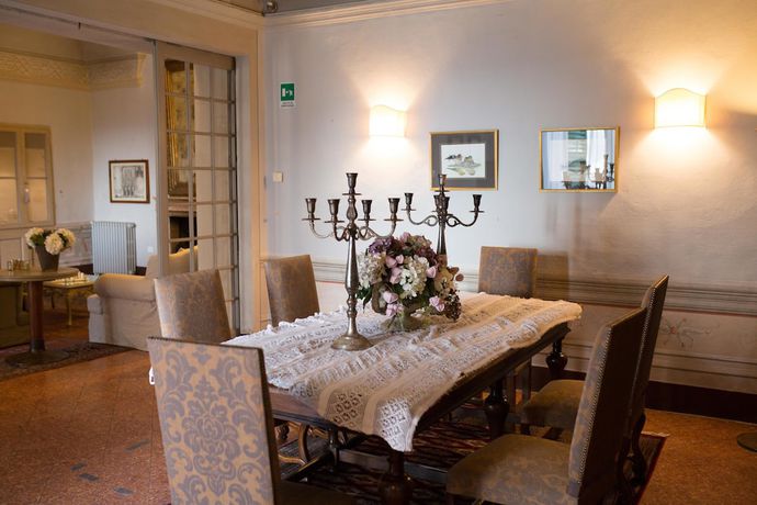 Imagen de los interiores del Hotel Villa Sermolli. Foto 19