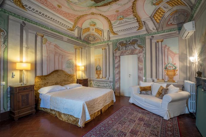 Imagen de la habitación del Hotel Villa Sermolli. Foto 14
